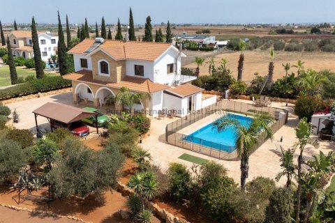 3 bedrooms Villa in Frenaros, Ammochostos, Cyprus No. 37688 1