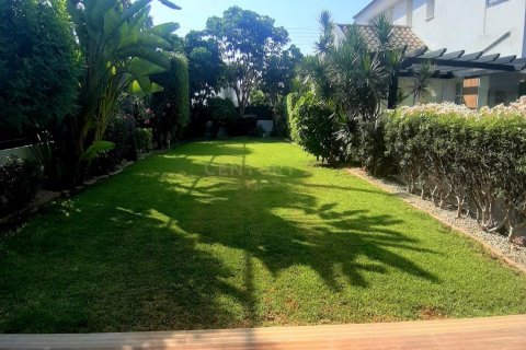 4 bedrooms Villa in Agios Athanasios, Limassol,  No. 25053 13