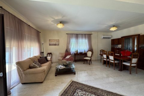 4 bedrooms Villa in Agios Athanasios, Limassol,  No. 25053 4
