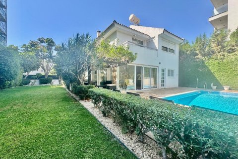 4 bedrooms Villa in Agios Athanasios, Limassol, Cyprus No. 25053
