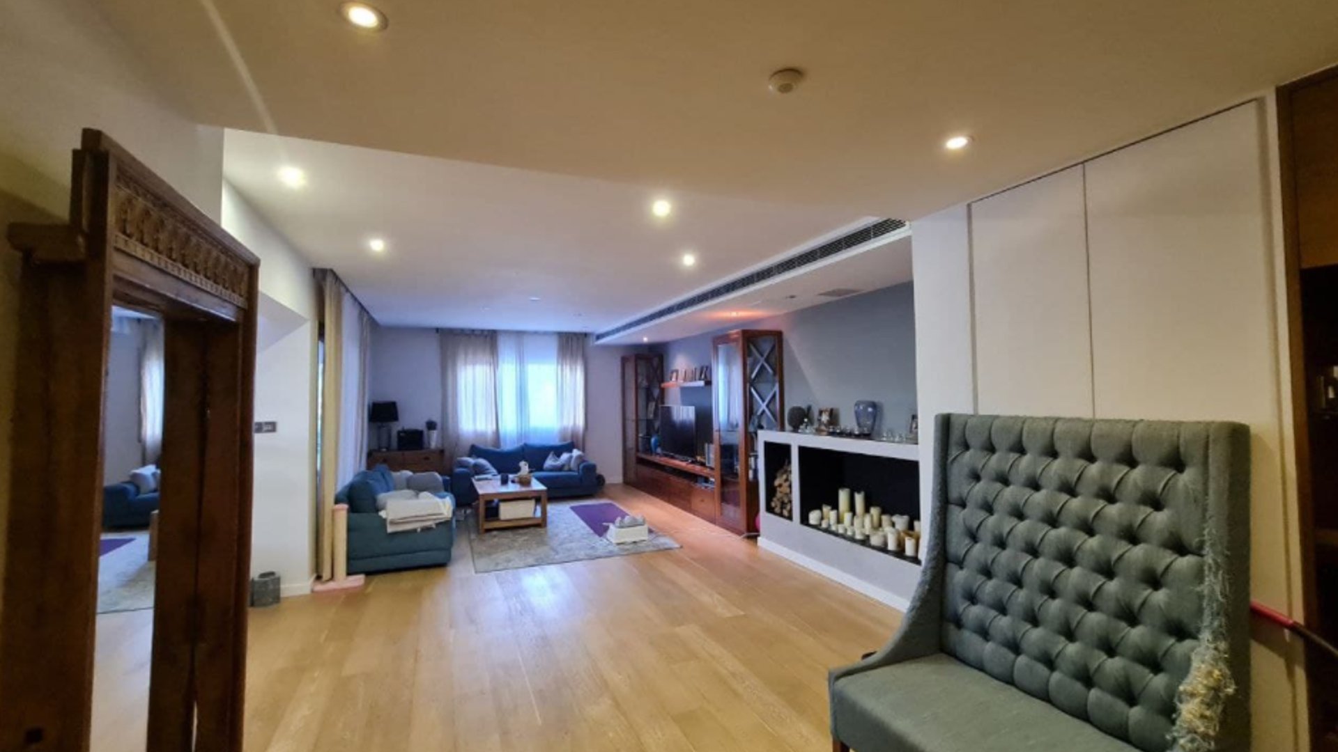 4 bedrooms Apartment in Limassol, Cyprus No. 30126