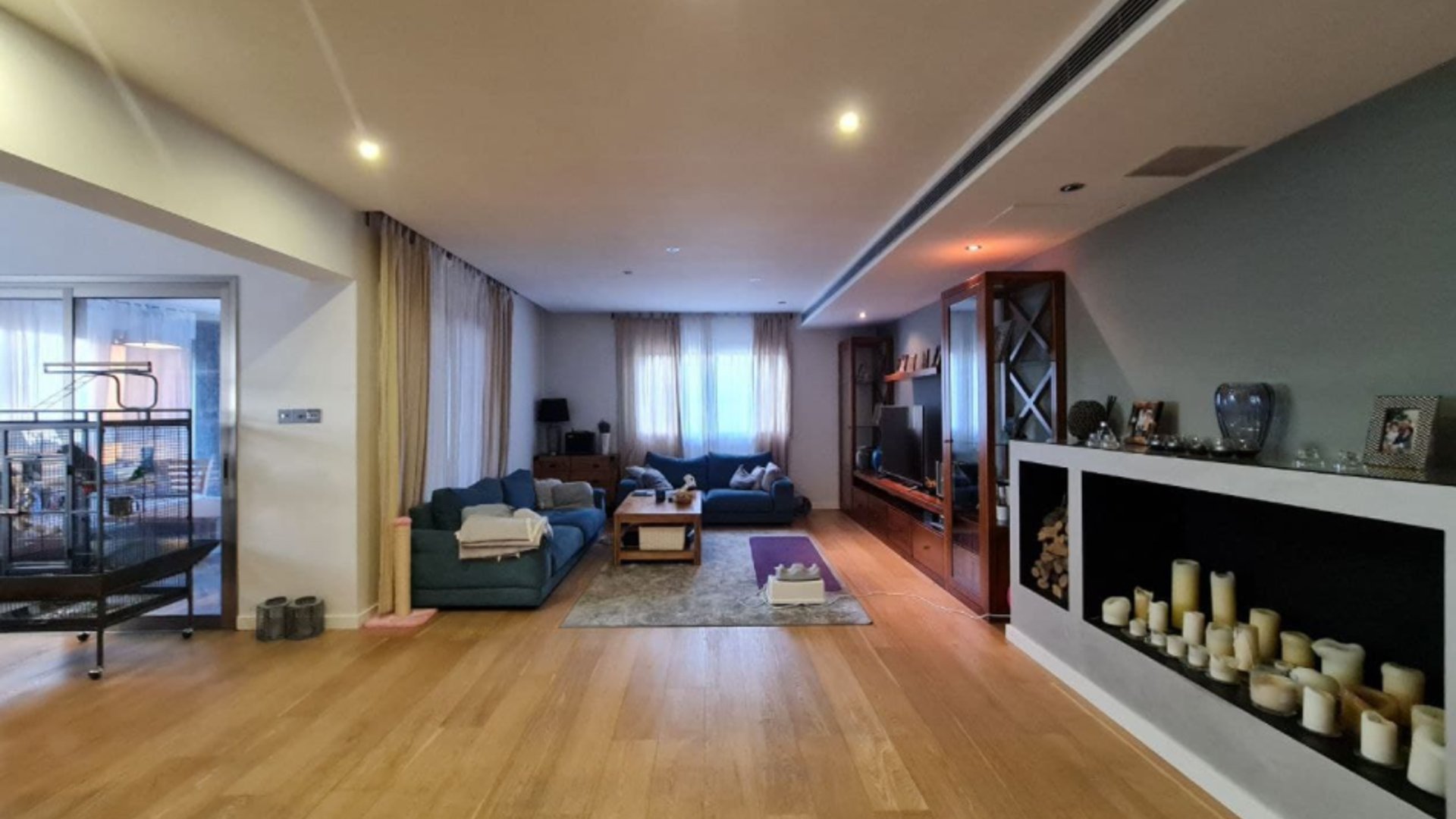 4 bedrooms Apartment in Limassol, Cyprus No. 30126