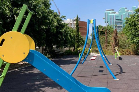 3 bedrooms Apartment in Limassol,  No. 46144 13