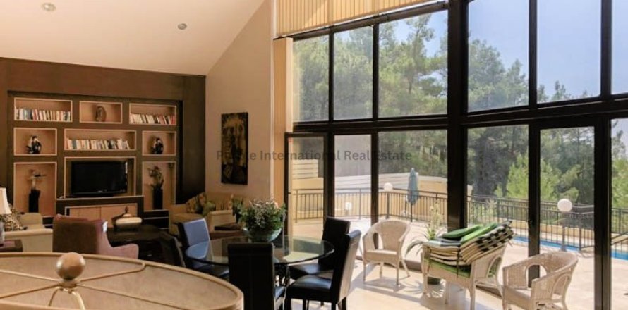 4 bedrooms Villa in Pano Platres, Limassol,  No. 36205