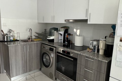 2 bedrooms Apartment in Larnaca, Larnaka,  No. 40479 3