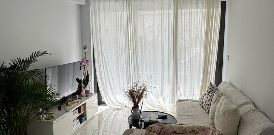 2 bedrooms Apartment in Larnaca, Larnaka,  No. 40479