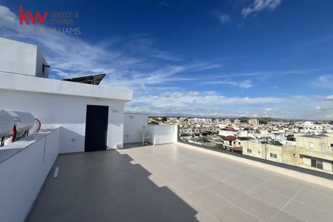 2 dormitorios Apartamento en Larnaca, Larnaka, No. 50323 11