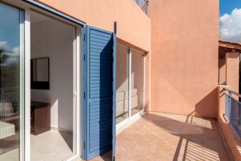 Квартира с 2 спальнями в Мандрия, Пафос,  № 48479 3