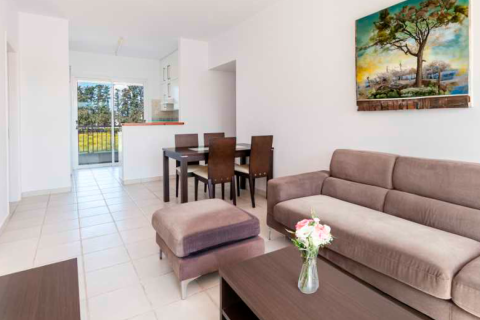 Квартира с 2 спальнями в Мандрия, Пафос,  № 48479 5