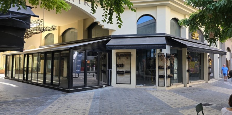 128m2 Boutique à Larnaca, Larnaka,  No. 49232