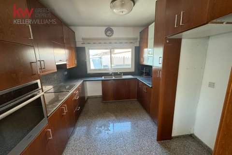 5 bedrooms Townhouse in Latsia, Nicosia,  No. 39532 11