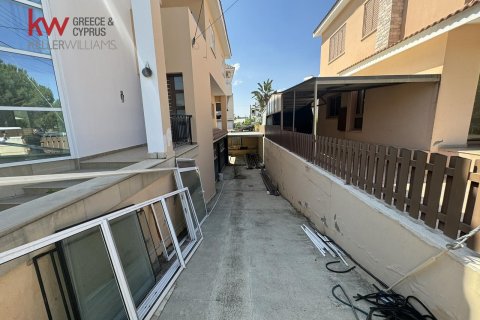 5 bedrooms Townhouse in Latsia, Nicosia,  No. 39532 14