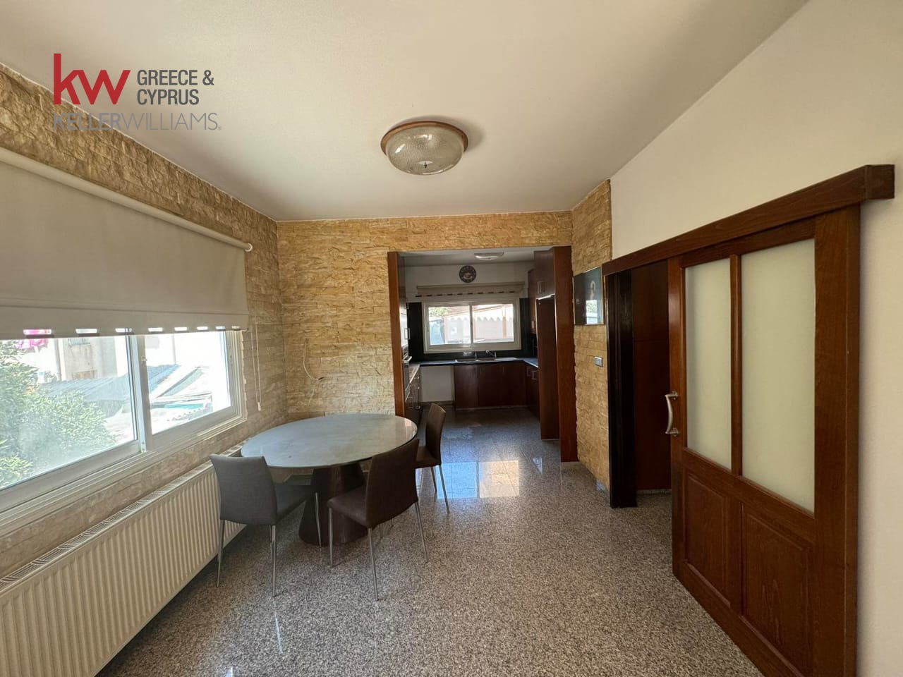 5 bedrooms Townhouse in Latsia, Nicosia, Cyprus No. 39532