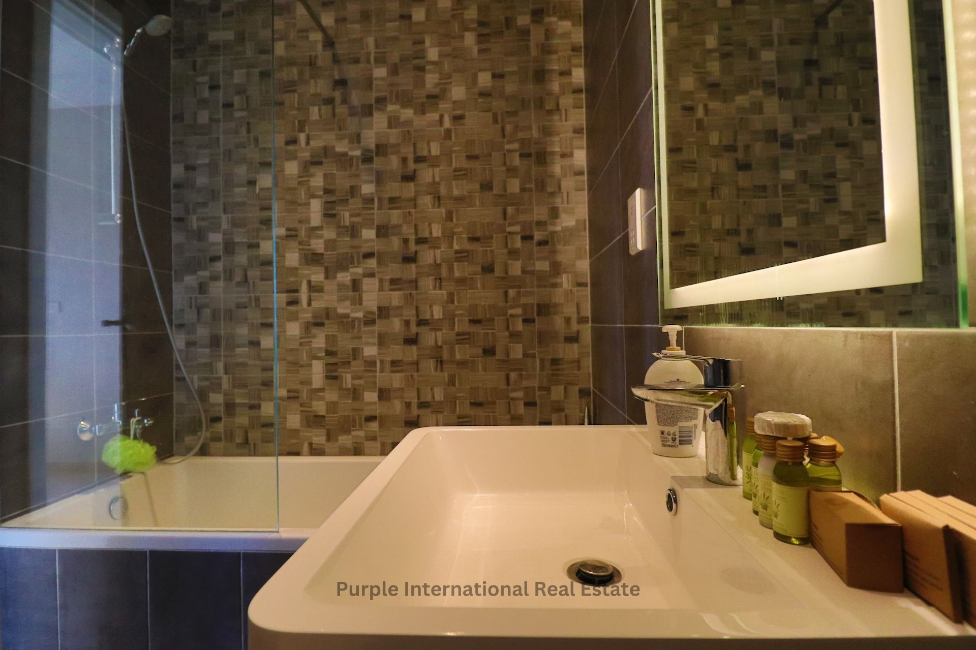 4 bedrooms Villa in Aphrodite Hills, Kouklia, Paphos, Cyprus No. 36808