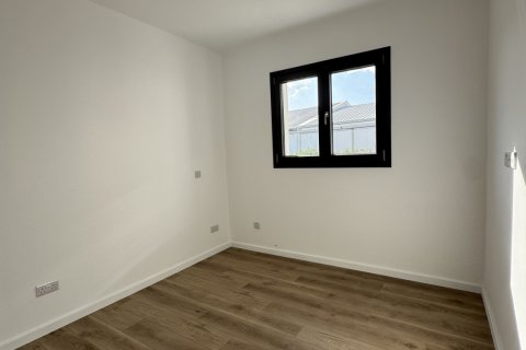 1 bedroom Apartment in Larnaka,  No. 50820 5