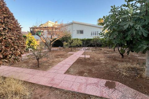 4 bedrooms Villa in Erimi, Limassol,  No. 51393 20