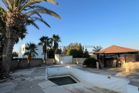 4 bedrooms Villa in Erimi, Limassol,  No. 51393 18