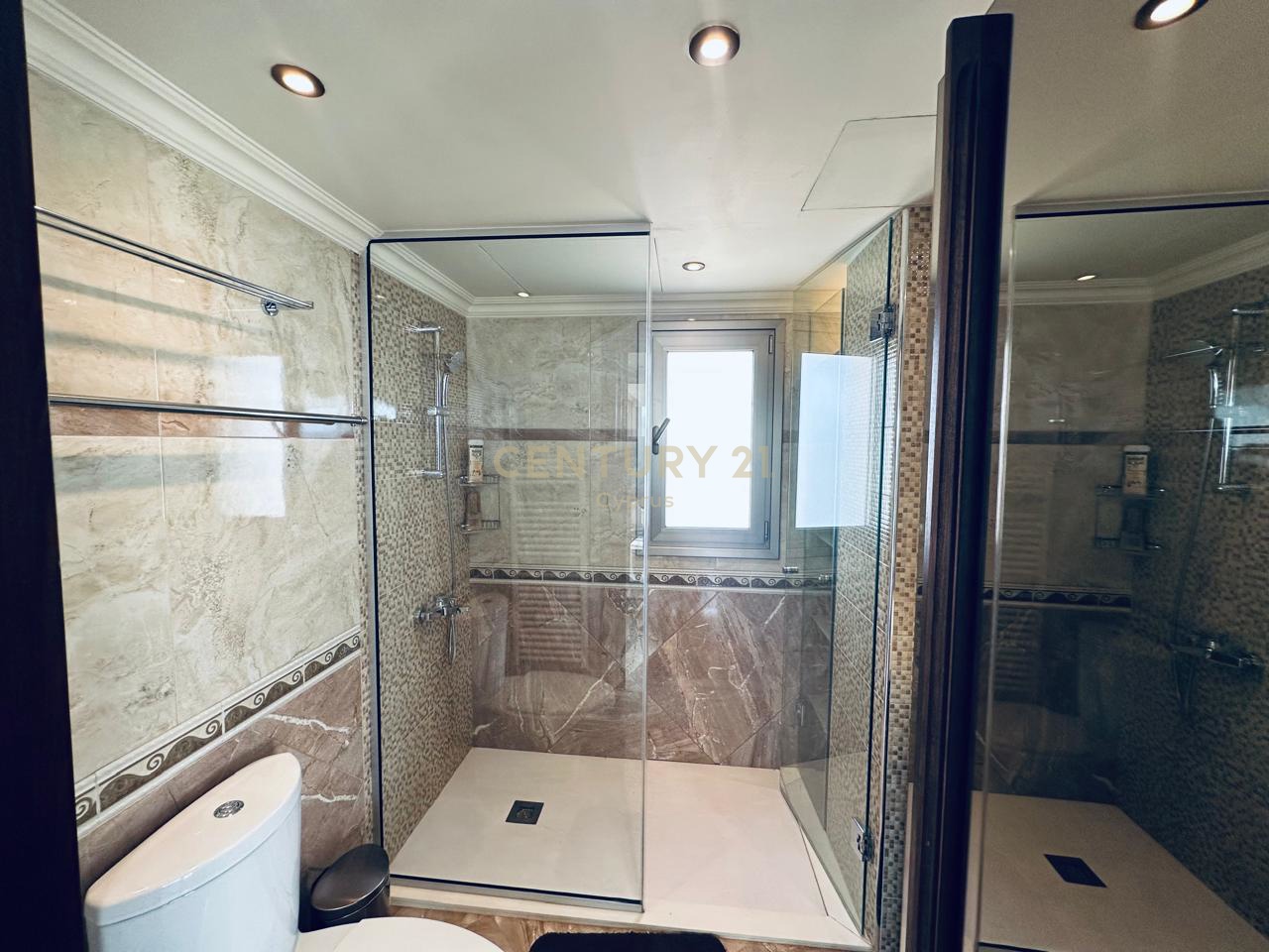 3 bedrooms Villa in Oroklini, Larnaka, Cyprus No. 53975
