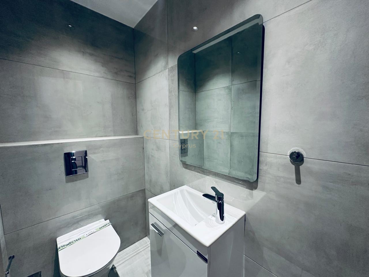2 bedrooms Penthouse in Limassol, Cyprus No. 53971