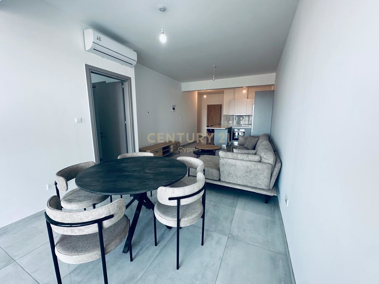 2 bedrooms Penthouse in Limassol, Cyprus No. 53971