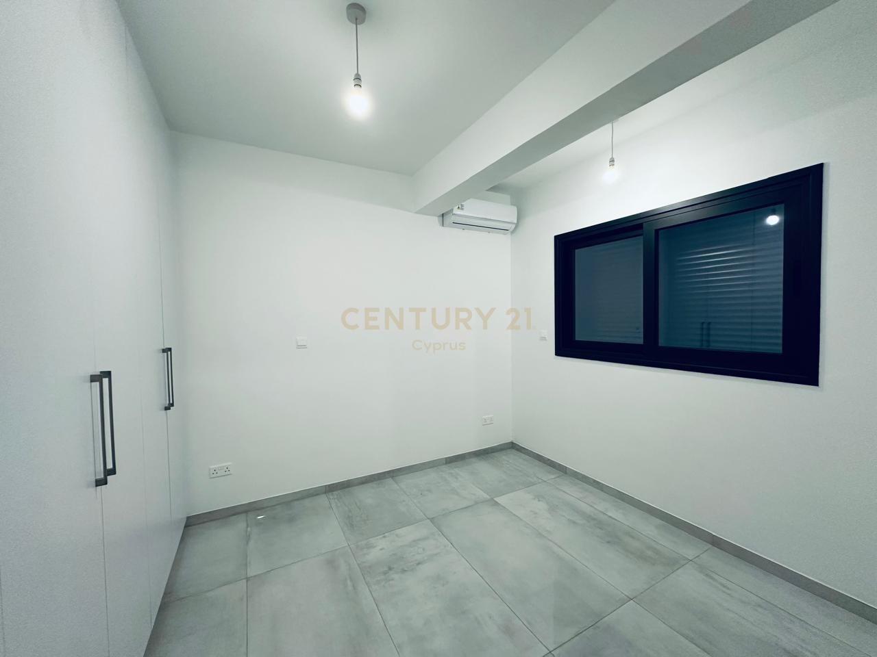 2 bedrooms Penthouse in Limassol, Cyprus No. 53971