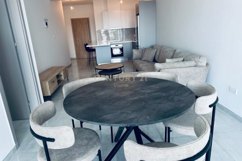 2 bedrooms Penthouse in Limassol, No. 53971 7