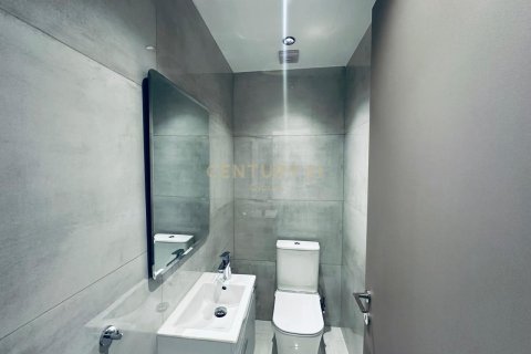 2 dormitorios Apartamento en Limassol, No. 53970 11