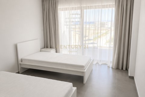 3 bedrooms Penthouse in Larnaca, Larnaka,  No. 57208 8