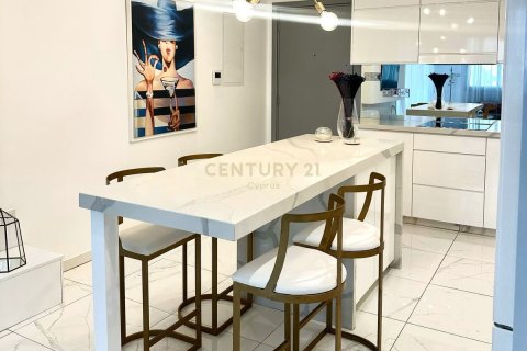 2 bedrooms Apartment in Limassol,  No. 57205