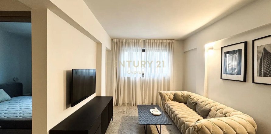 1 bedroom Apartment in Limassol,  No. 57204