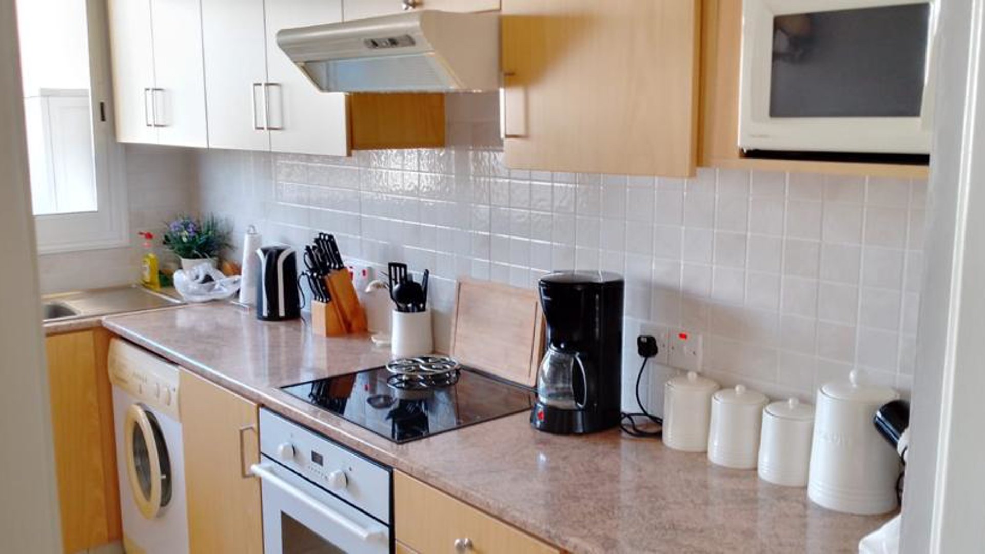 2 bedrooms Apartment in Chloraka, Paphos, Cyprus No. 29075