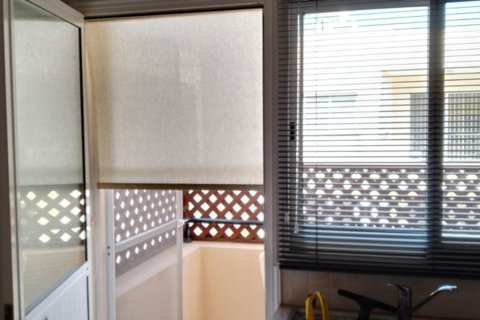 2 bedrooms Apartment in Chloraka, Paphos, Cyprus No. 29075