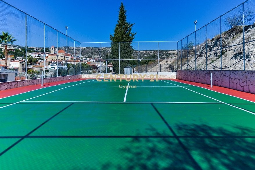 5 dormitorios Villa en Agios Tychonas, Limassol, Chipre No. 55714