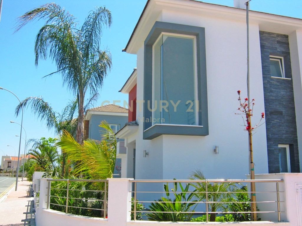 6 dormitorios Villa en Pyrgos, Limassol, Chipre No. 55719