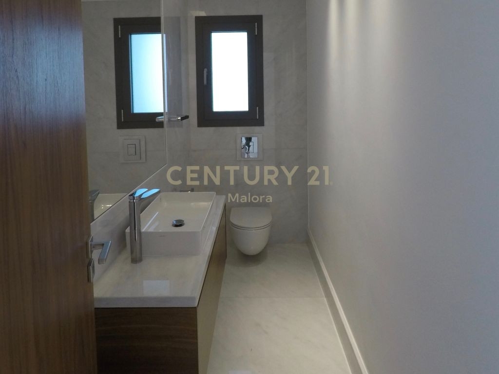 3 bedrooms Apartment in Germasogeia, Limassol, Cyprus No. 55718