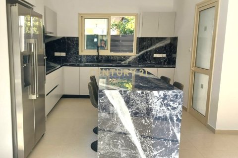 5 dormitorios Villa en Agios Tychonas, Limassol,  No. 55713 4