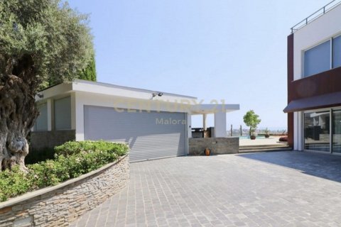 5 dormitorios Villa en Germasogeia, Limassol,  No. 55716 5
