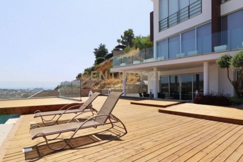 5 dormitorios Villa en Germasogeia, Limassol,  No. 55716 3