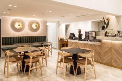 Hotel in Larnaca, Larnaka, No. 51242 3