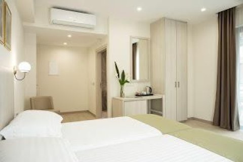 Hotel in Larnaca, Larnaka, No. 51242 9