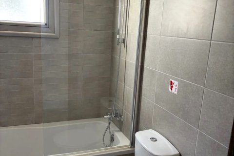 2 bedrooms Apartment in Meneou, Larnaka,  No. 40082 10