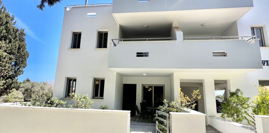 Квартира с 2 спальнями в Менеу, Ларнака,  № 40083