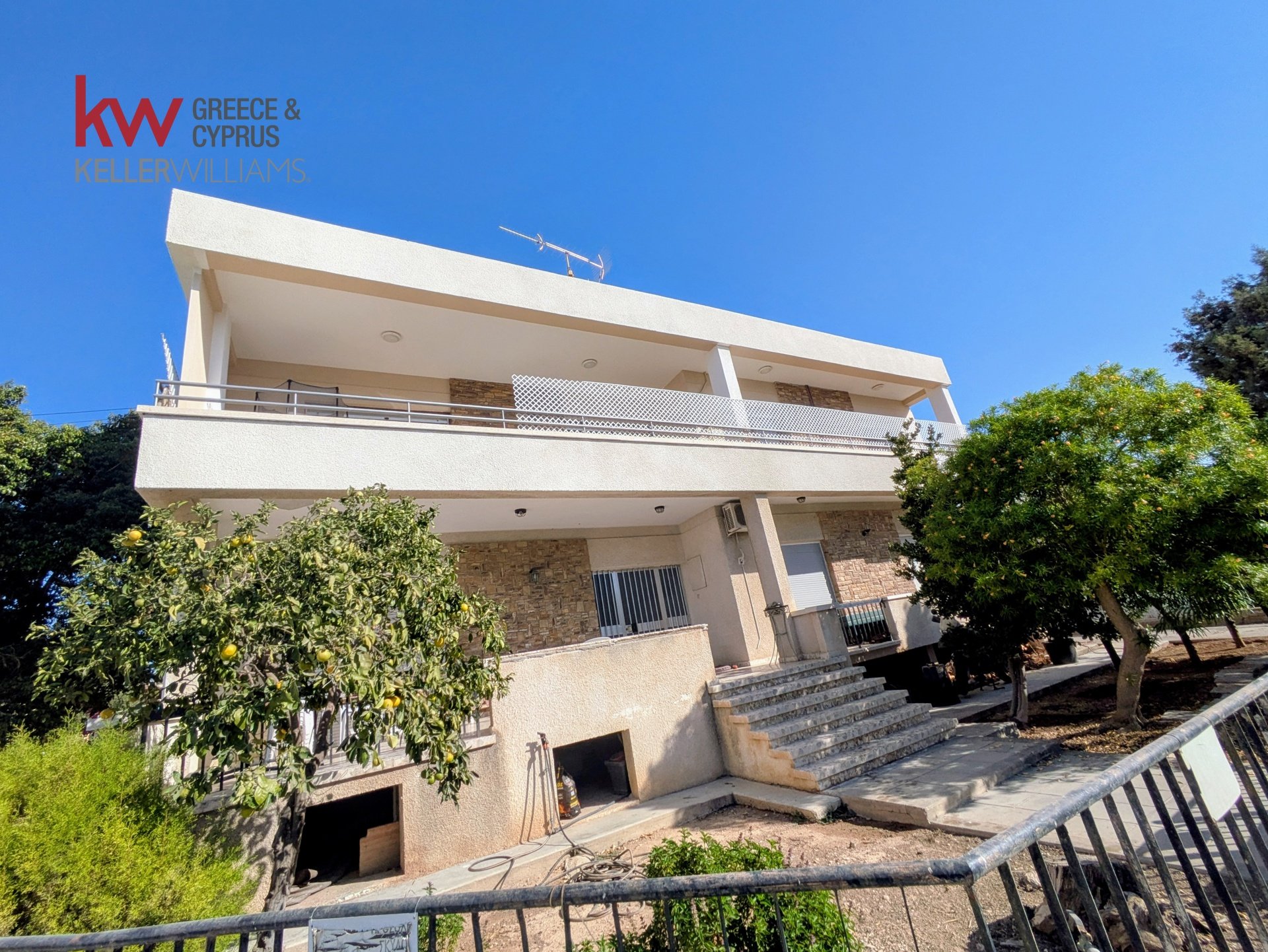 3 dormitorios Adosado en Agios Athanasios, Limassol, Chipre No. 40085
