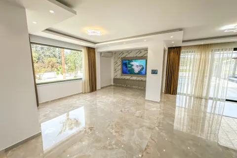 Вилла с 5 спальнями в Пафос,  № 39254 5