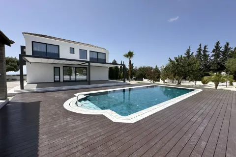 Вилла с 5 спальнями в Пафос,  № 39254 12