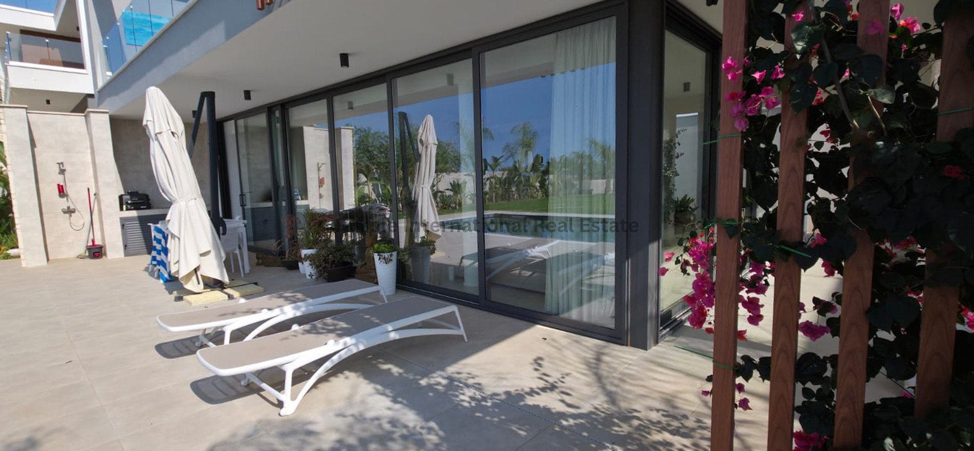 4 bedrooms Villa in Tala, Paphos, Cyprus No. 39255
