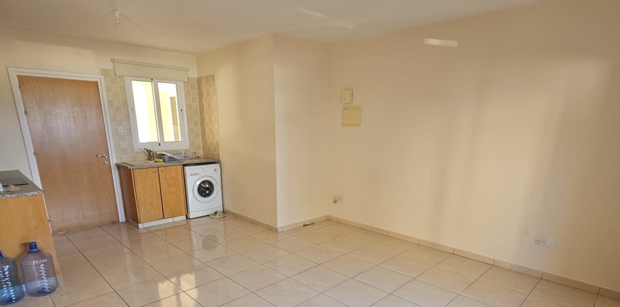 1 bedroom Apartment in Tersefanou, Larnaka,  No. 50539