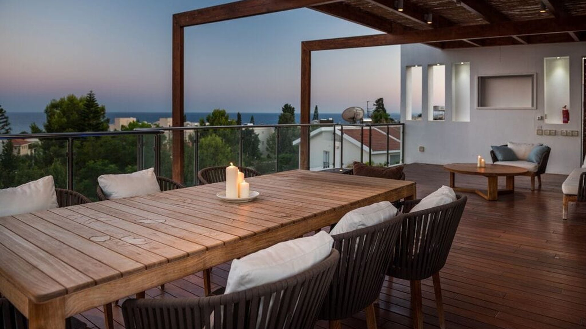 4 bedrooms Villa in Limassol, Cyprus No. 28247