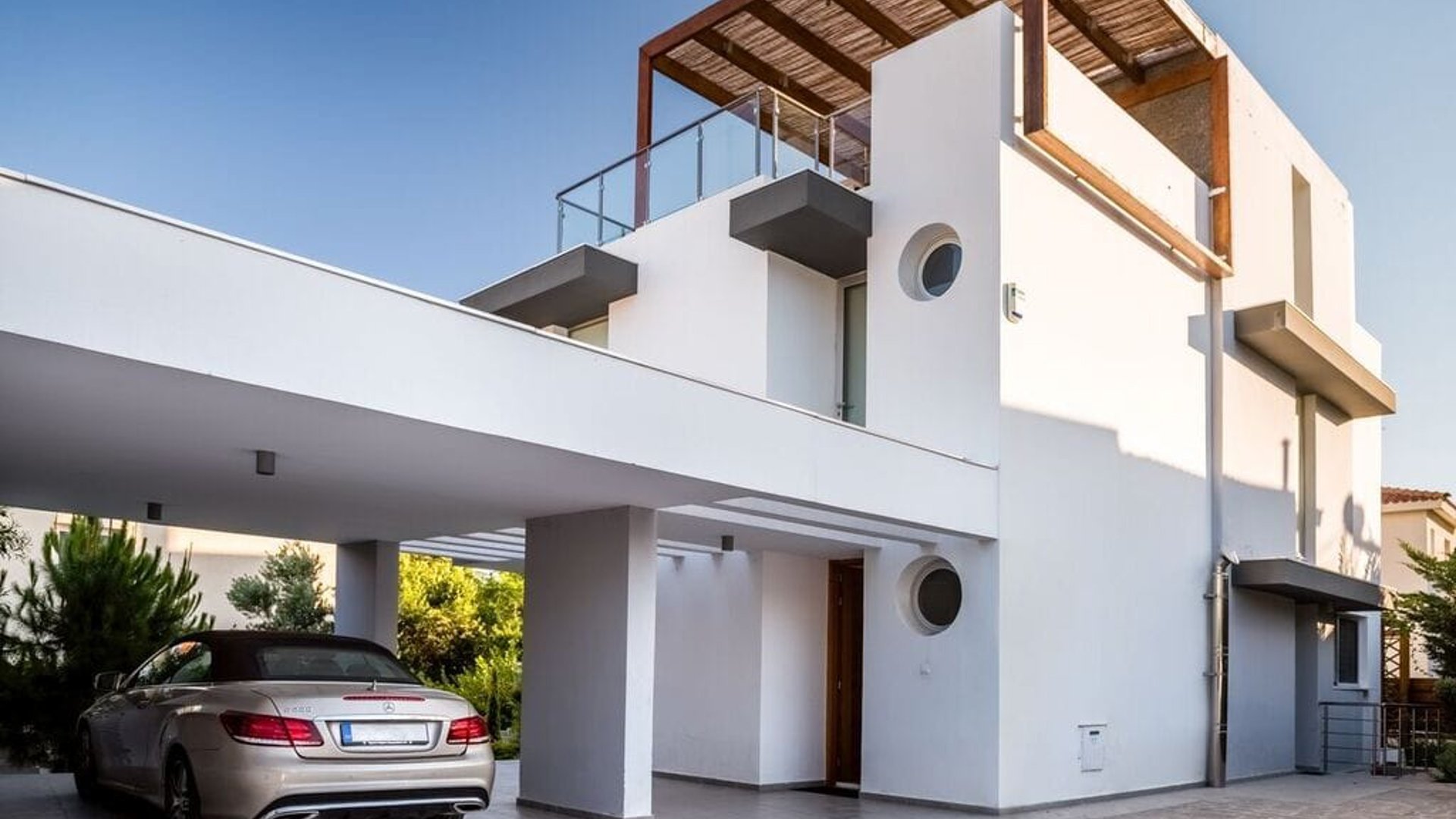 4 bedrooms Villa in Limassol, Cyprus No. 28247