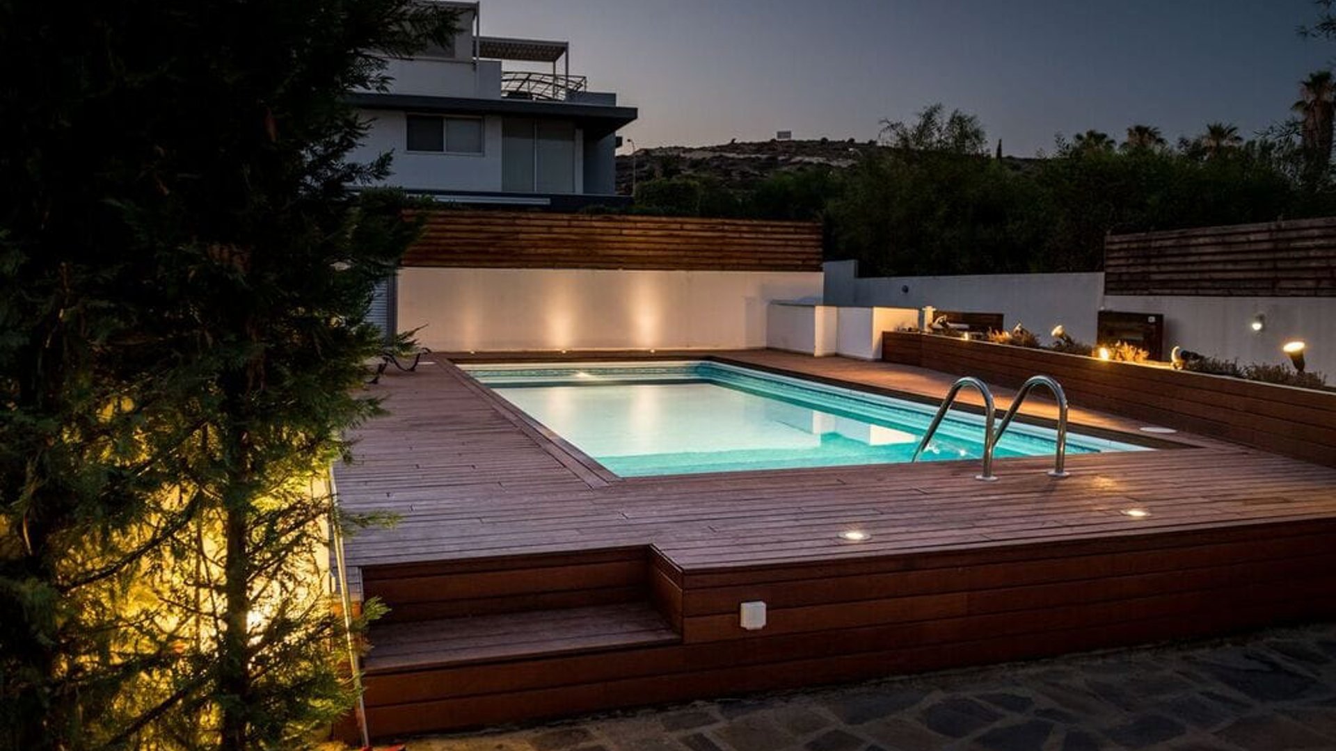 4 bedrooms Villa in Limassol, Cyprus No. 28247